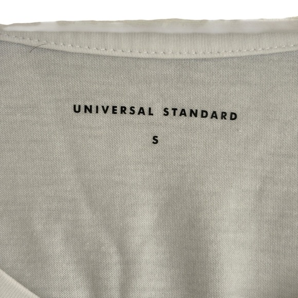 Universal Standard White Foundation Long Sleeve V Tee Size Small Oversized - Picture 3 of 6